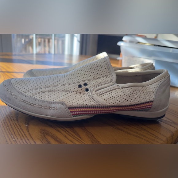 Bacco Bucci made in Italy cream Perforated Loafers with Stripe (shoe10) main image 4